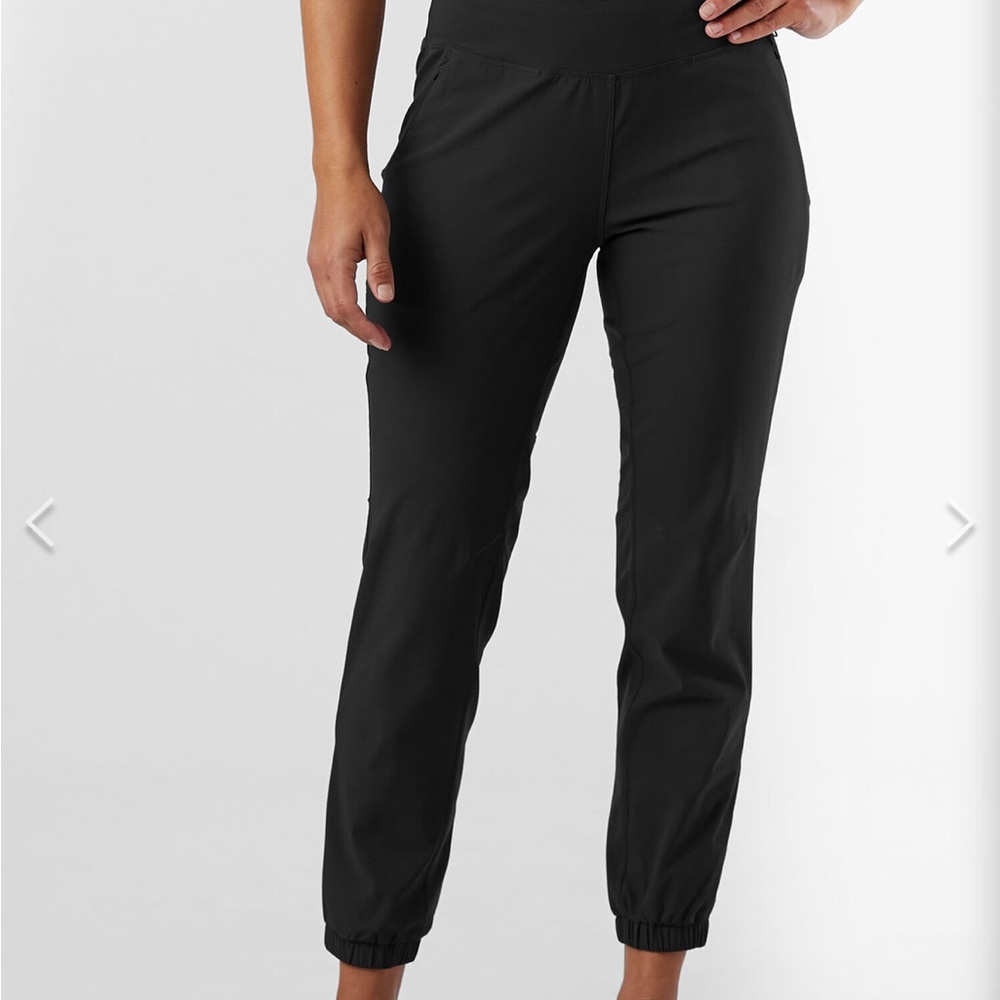 Title Nine Black Sylvan hybrid hiking joggers Pants M
